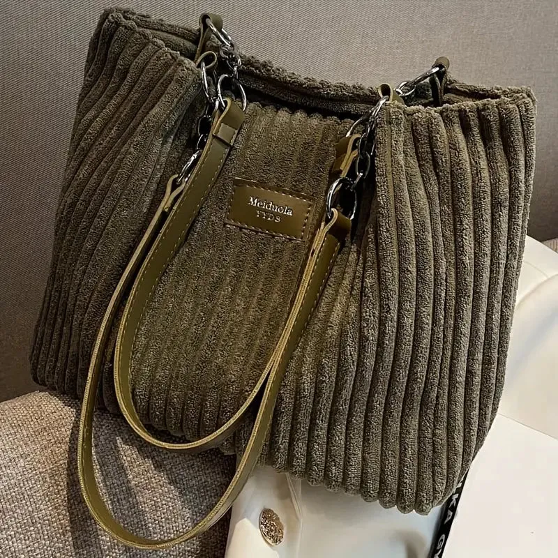Noemi | Elegant Ribbed Velvet Tote Bag